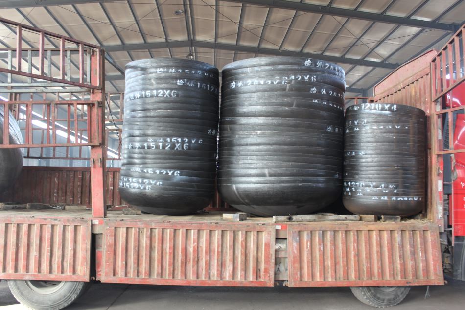 2019年5月1新疆污水處理工程定制管件發(fā)貨 (2).jpg