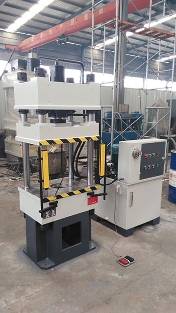 小型63t四柱三梁液壓機(jī)